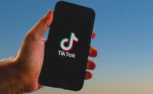 Syarat Live TikTok Shop